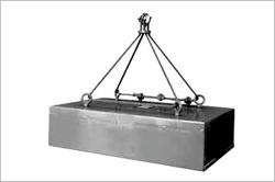 NC phẳng dạng treo